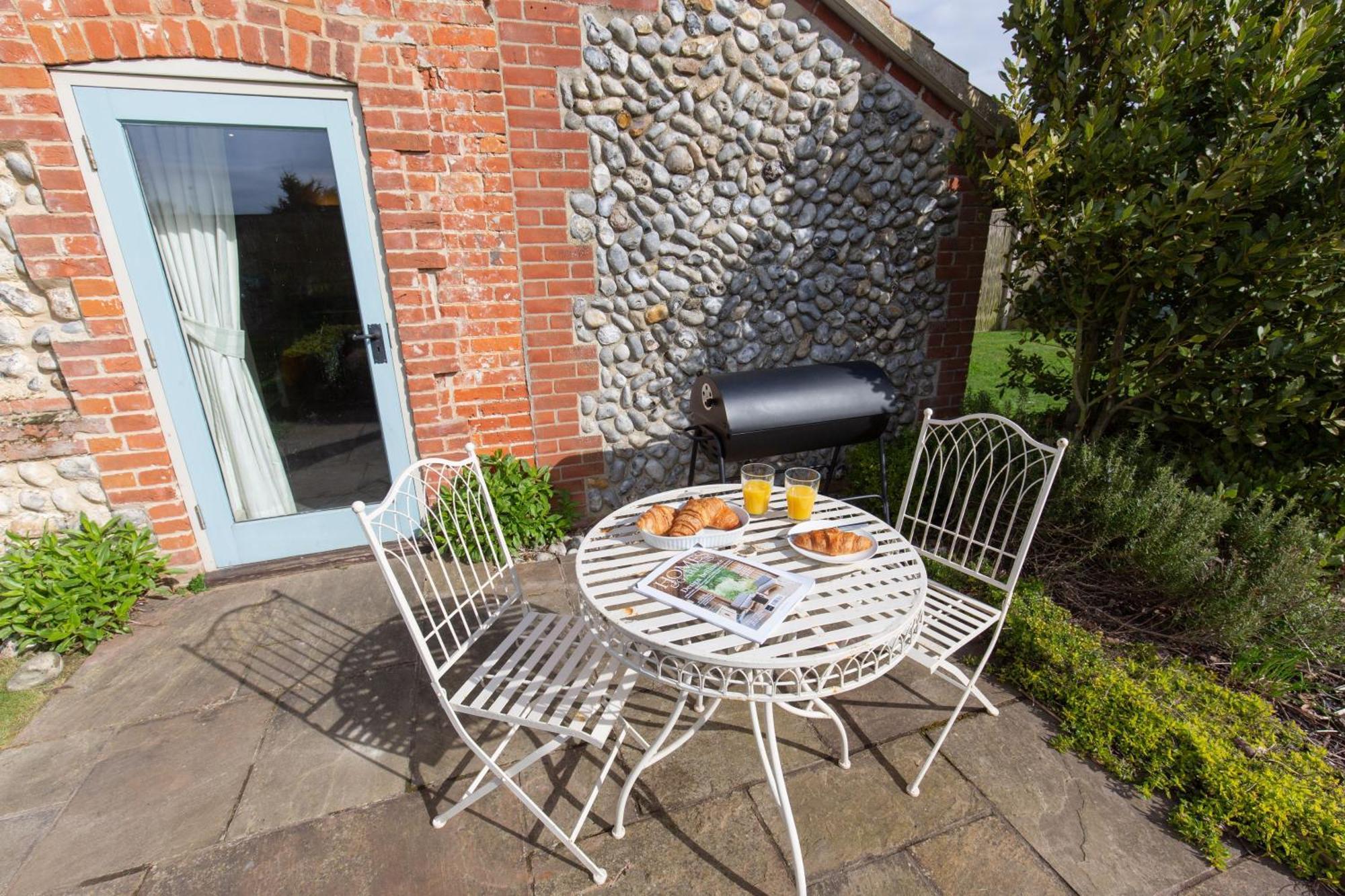 Garden Holiday home West Beckham